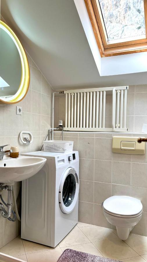 Apartments Neven Омиш Экстерьер фото